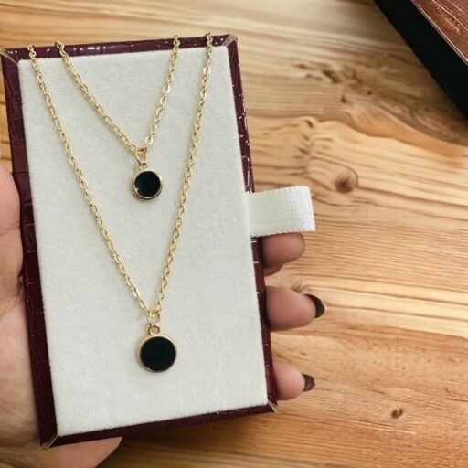 Double Layer Black Round Pendant Necklace